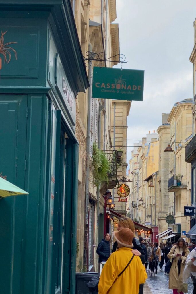 Cassonade best canele in Bordeaux 