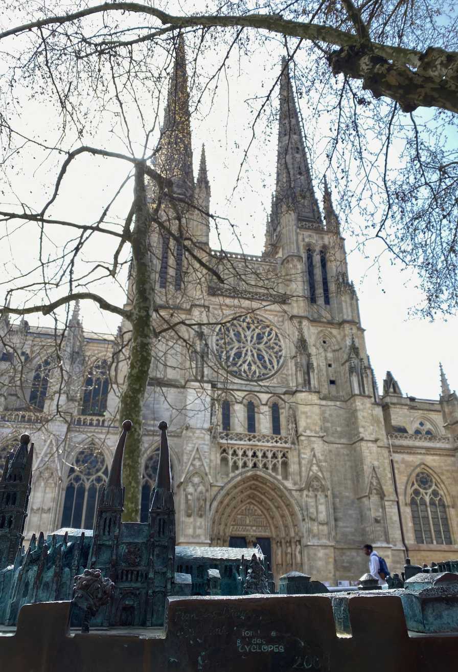 cathedrale Saint Andre from the outside